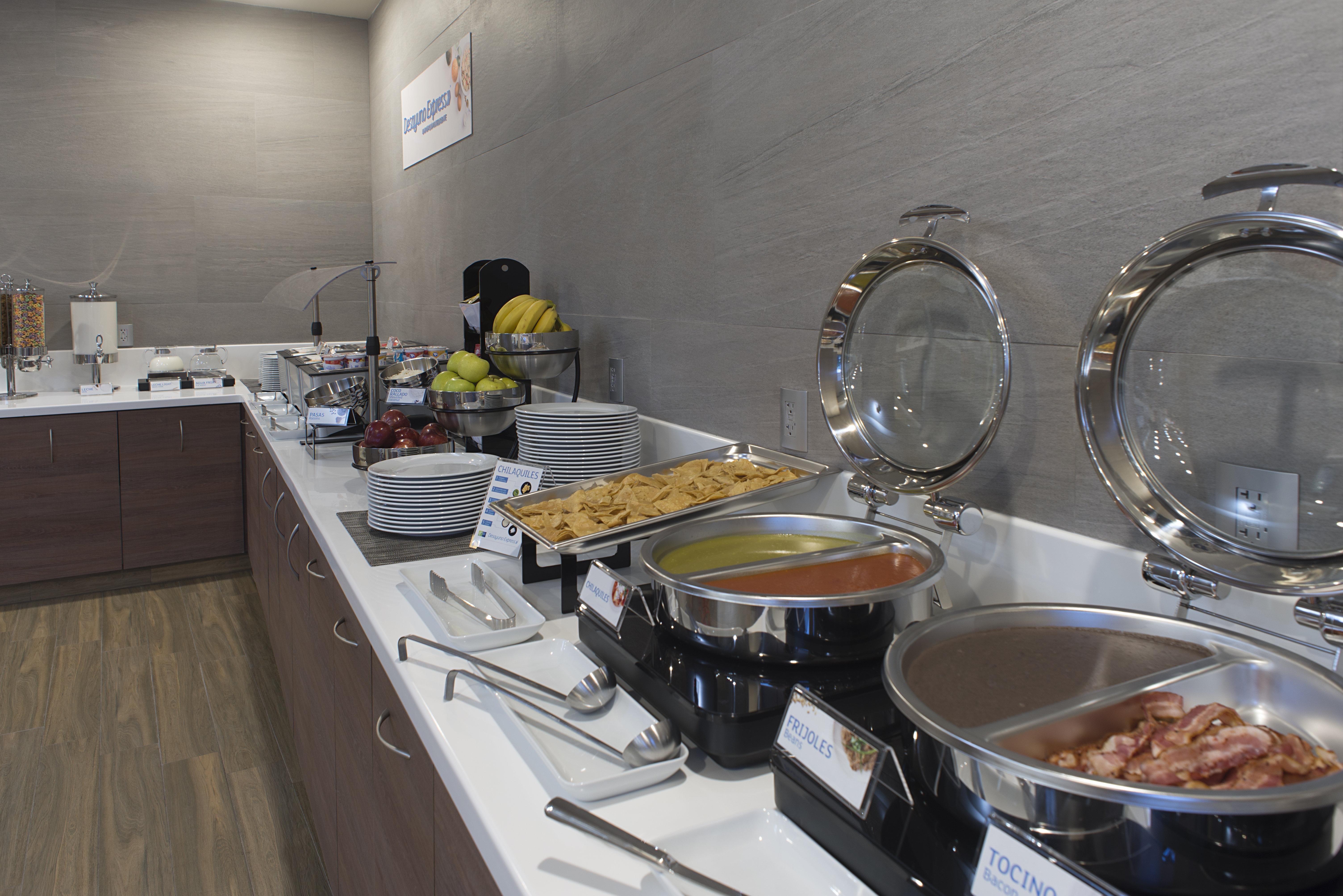 Holiday Inn Express Mexico- Toreo By Ihg Zewnętrze zdjęcie