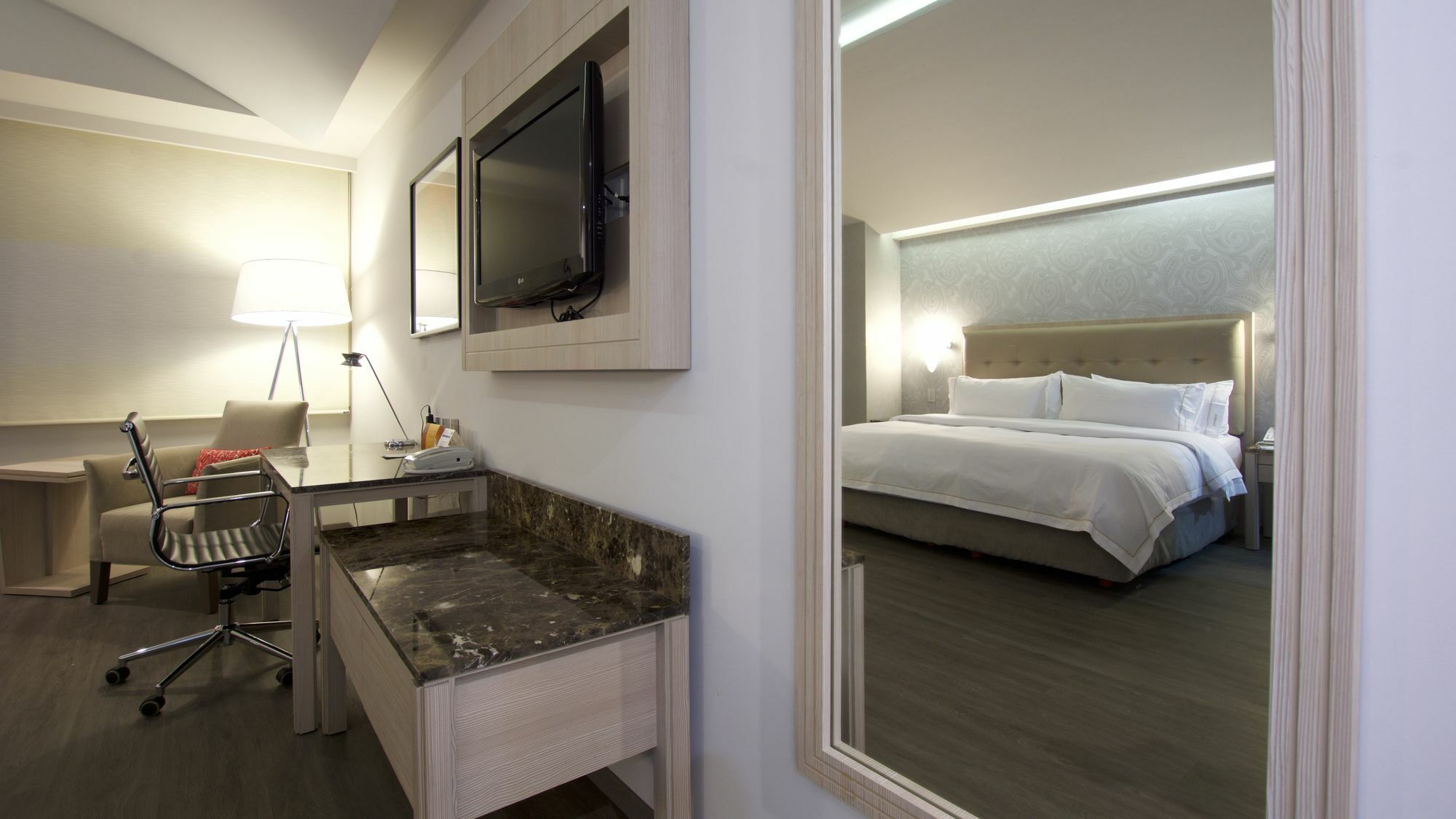 Holiday Inn Express Mexico- Toreo By Ihg Zewnętrze zdjęcie
